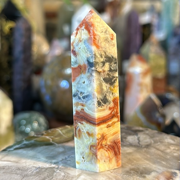 🎄SALE🎄Crazy Lace Agate Crystal Point! - Picture 3 of 5